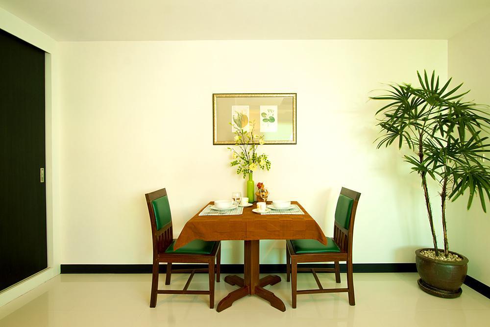 Laurel Suite Bangkok Kamer foto