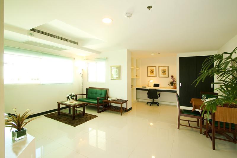Laurel Suite Bangkok Kamer foto