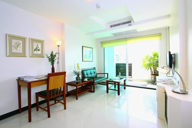 Laurel Suite Bangkok Kamer foto