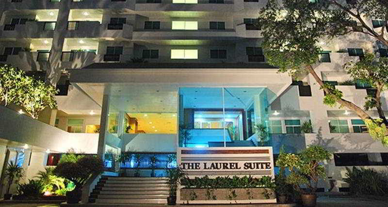 Laurel Suite Bangkok Buitenkant foto